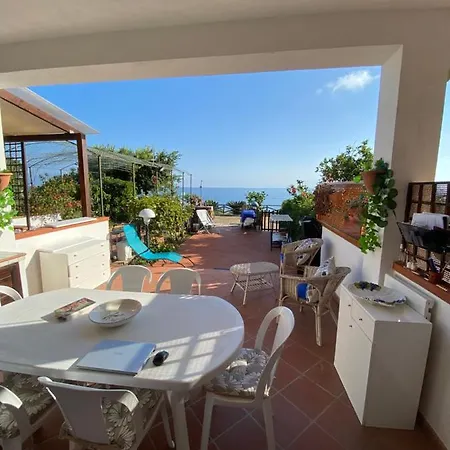 Hibiscus Apartment-casa Per Le Vacanze Vicino Tropea דירה