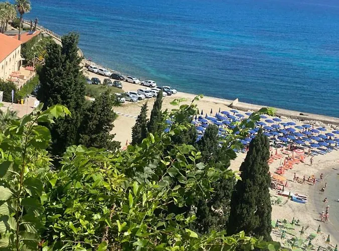 Hibiscus Apartment-casa Per Le Vacanze Vicino Tropea Apartamento